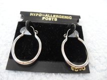 Oval Hoop Earrings Silver Hypo-Allergenic NEW in Houston, Texas